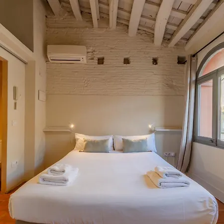 Flateli Ballesteries Girona