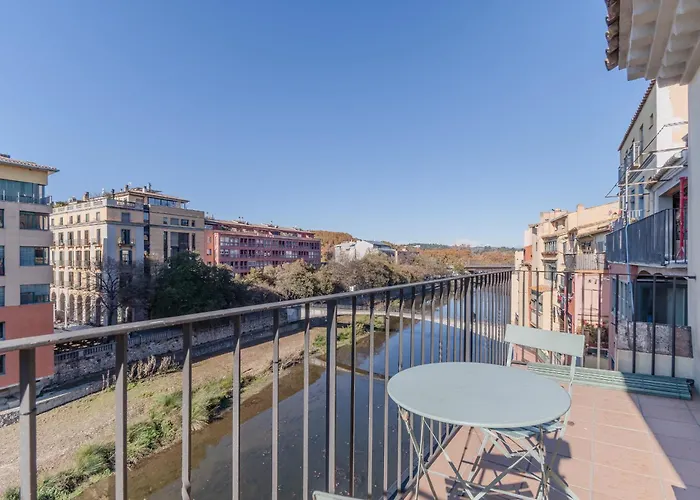Flateli Ballesteries Apartman *